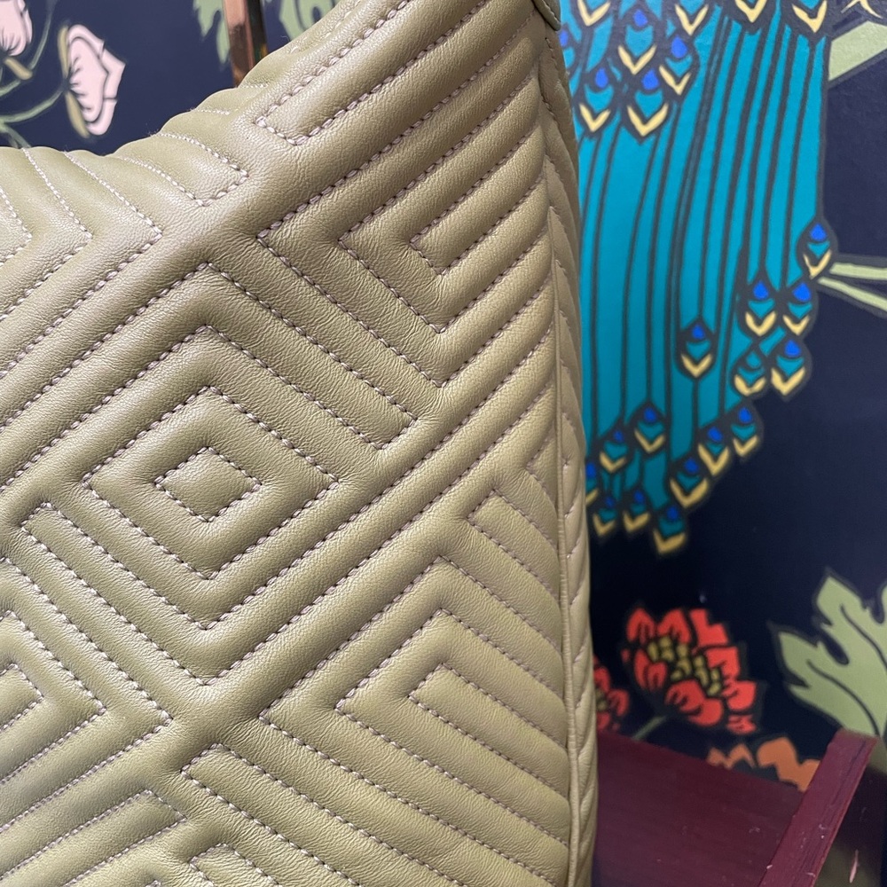 Bally Quilted Green Lambskin Suede-Lined Hobo Bag - Picture 12 of 17